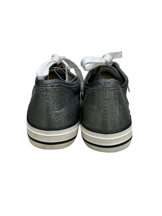 Tenis