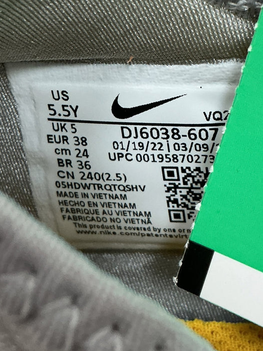Tenis 5.5Y (NIKE)