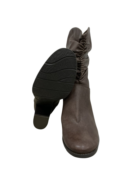 Botas 8 (BARETRAPS)
