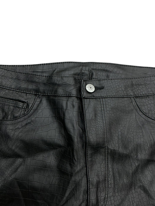 Pantalón 12 (DIVIDED)