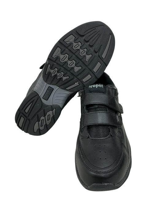 Tenis 8.5