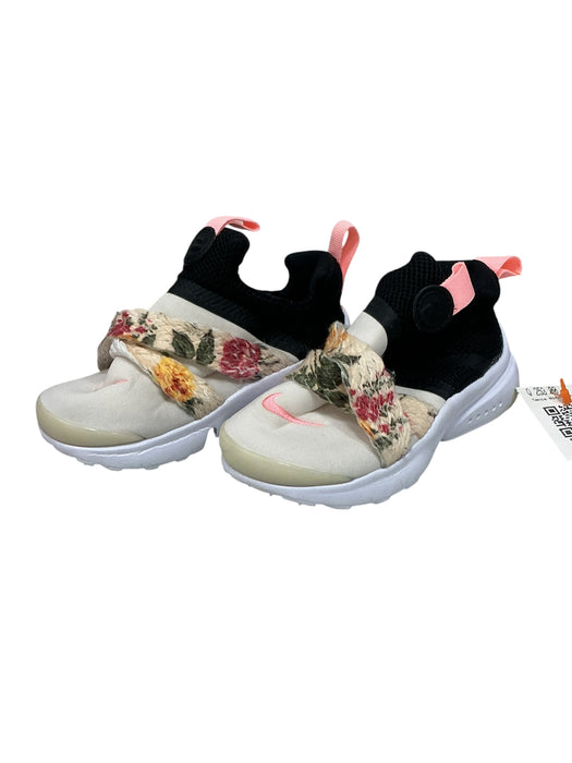 Tenis para niña 8C (NIKE)