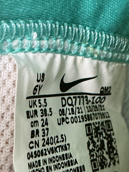 Tenis 6Y (NIKE)