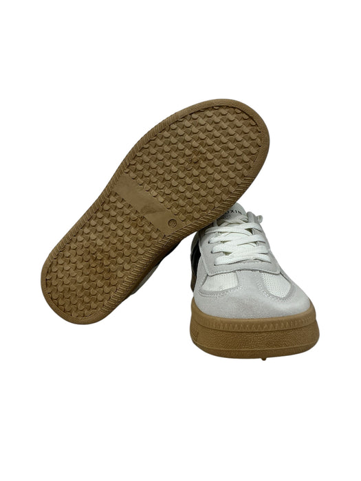 Tenis casuales