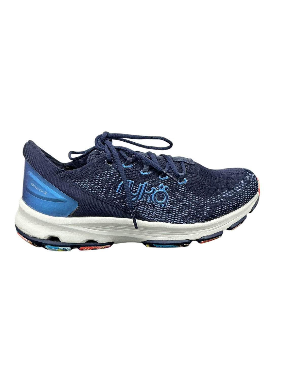 Tenis 7.5 (RYKA)