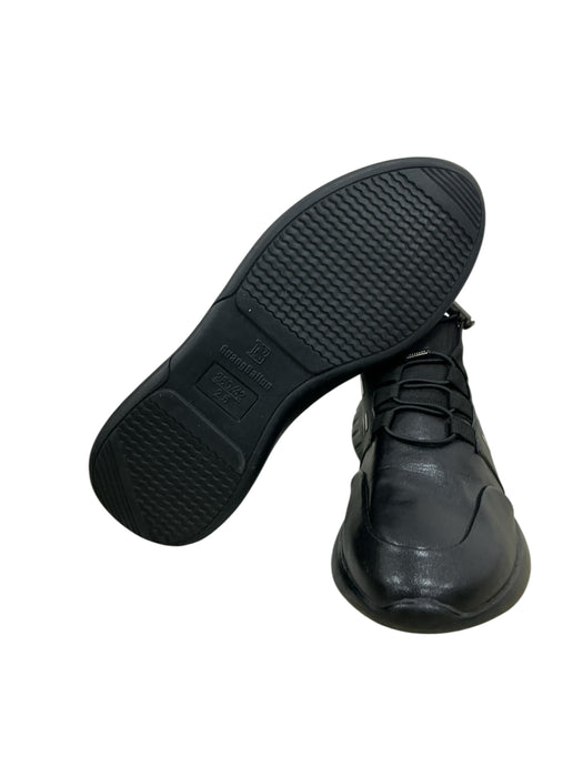 Tenis
