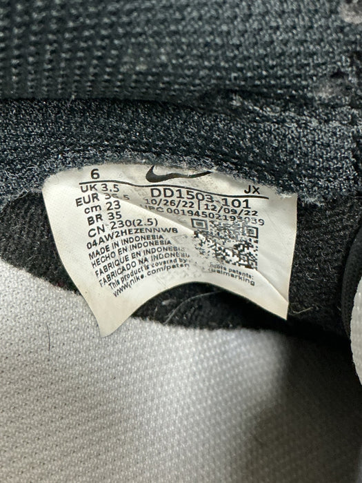 Tenis 6 (NIKE)