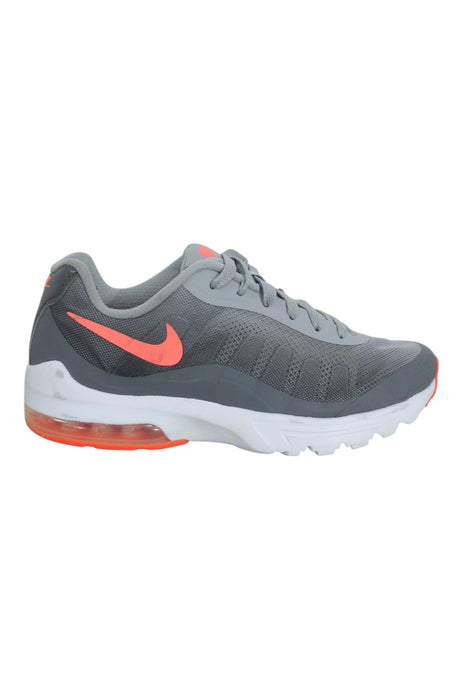 Tenis 9.5 (NIKE)