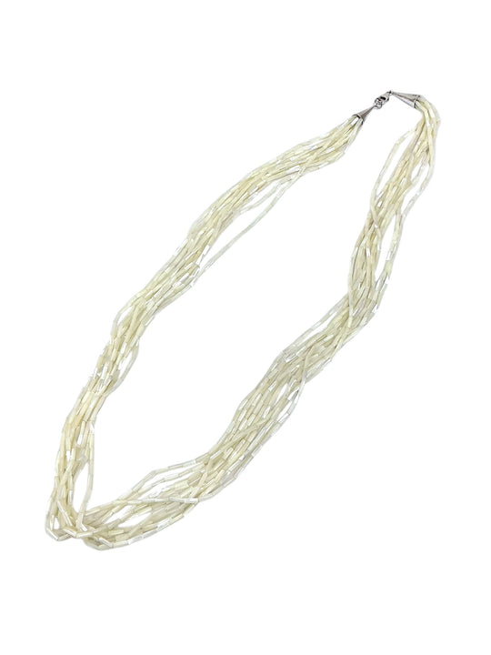 Collar de plata (925)