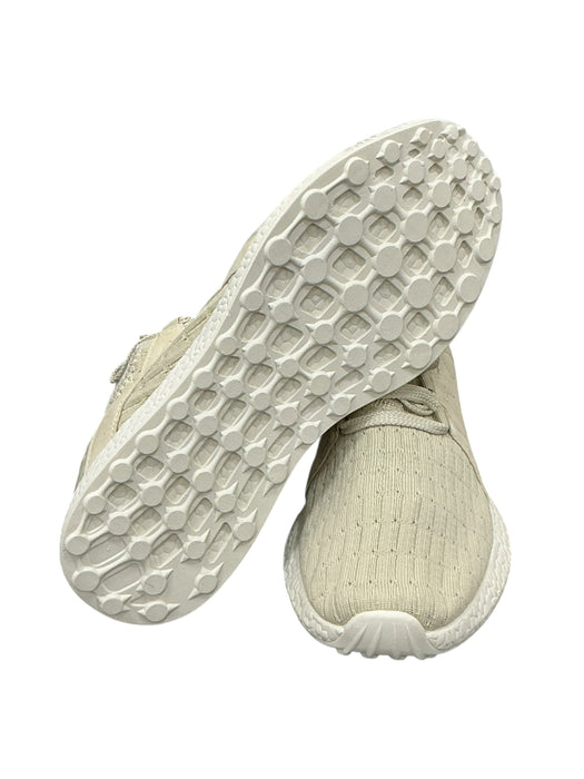 Tenis