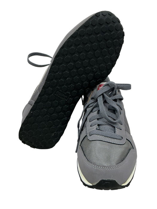 Tenis 8.5 (NIKE)