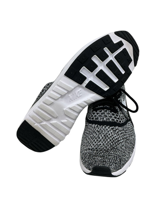 Tenis 10 (NIKE)
