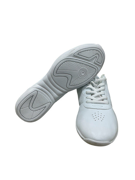 Tenis