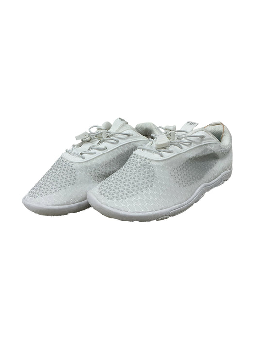 Tenis 6 (HIKE FOOTWEAR)