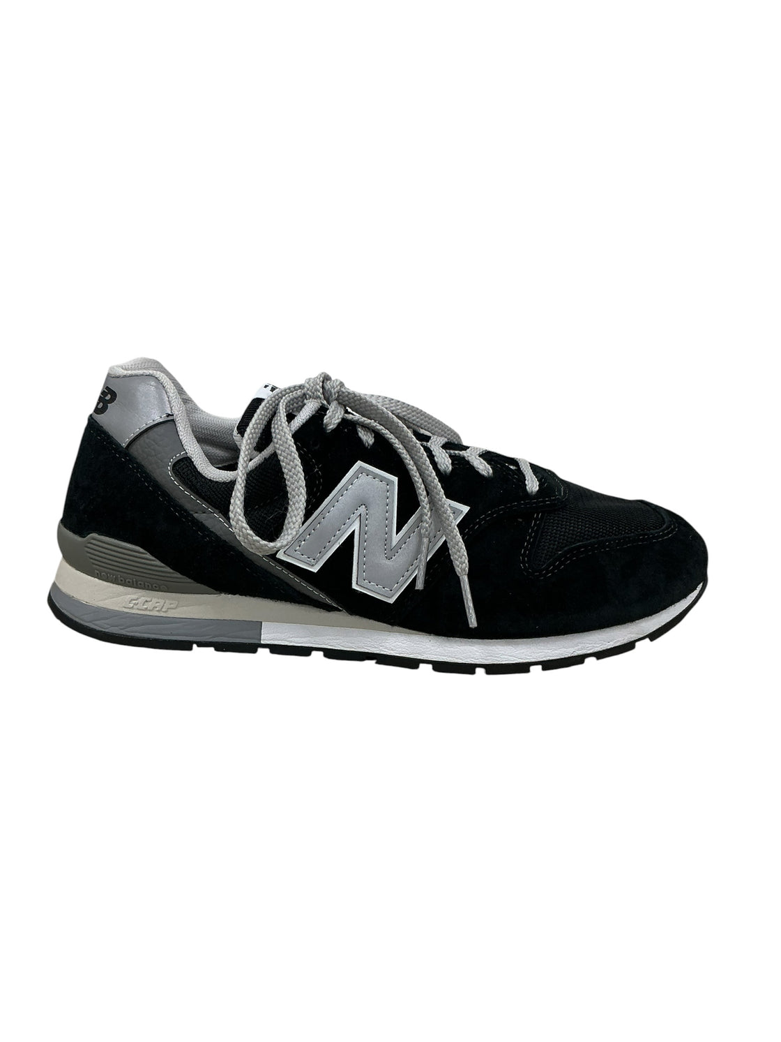 Tenis 8 (NEW BALANCE)