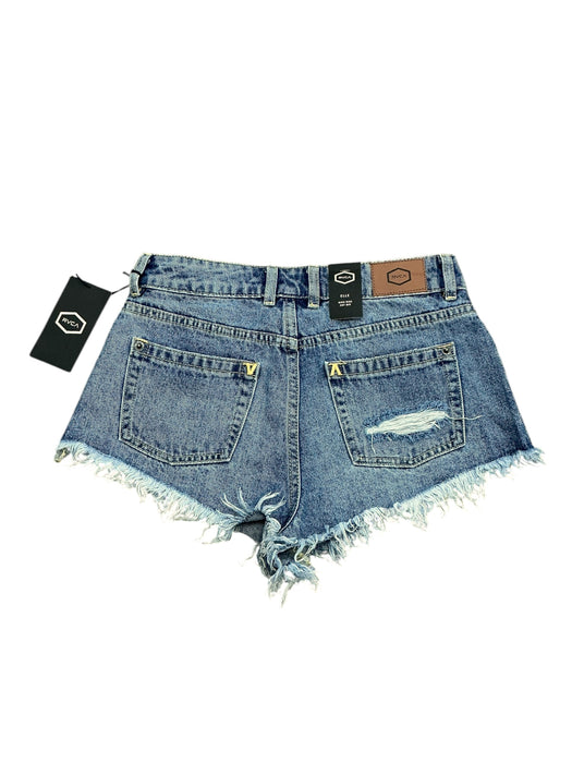 Short 27 (ELLE)