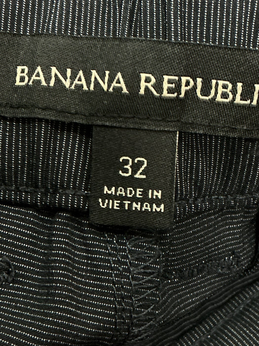 Pantaloneta 32 (BANANA REPUBLIC)