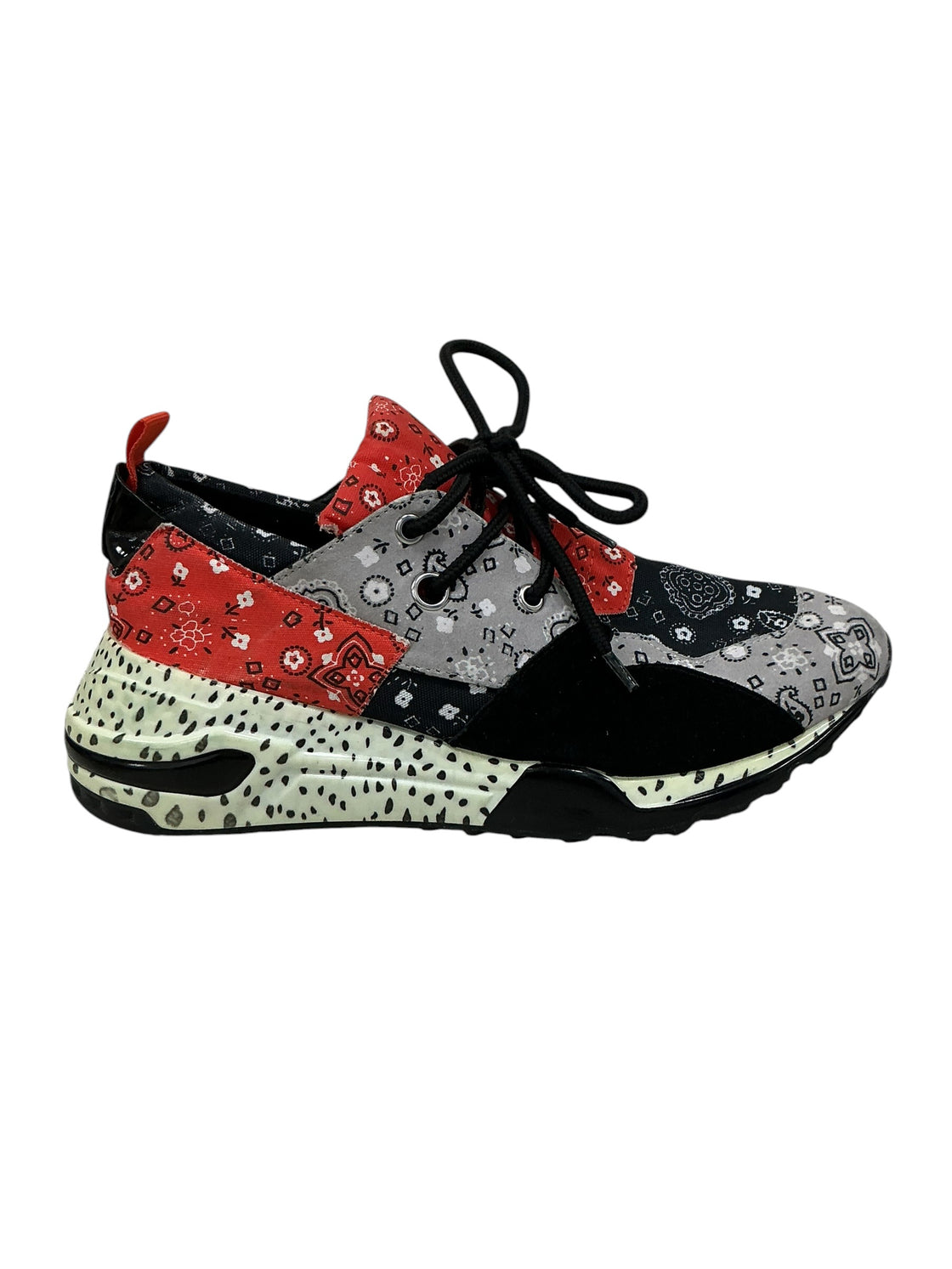 Tenis 10 (STEVE MADDEN)