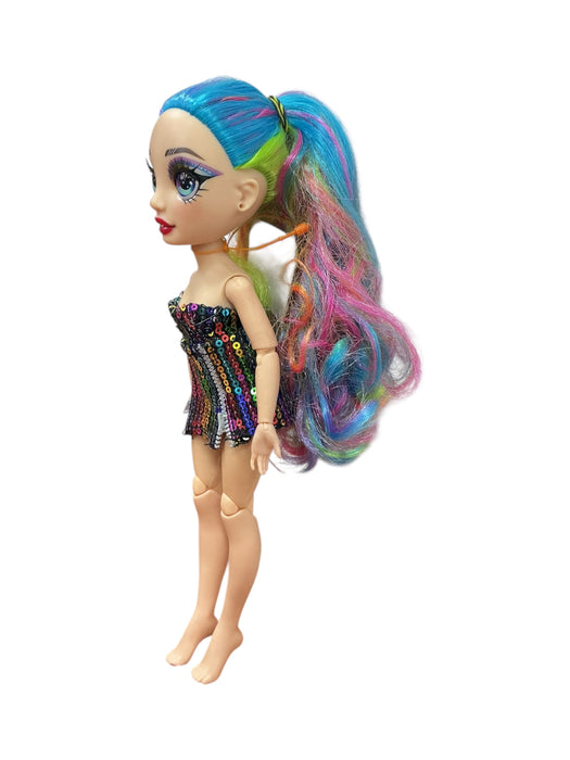 Amaya Raine (RAINBOW HIGH)