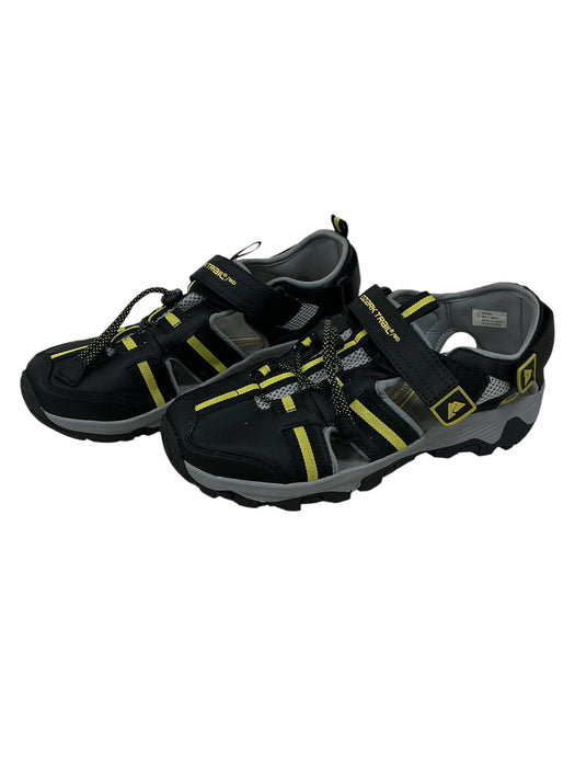 Tenis 8 (OZARK TRAIL)