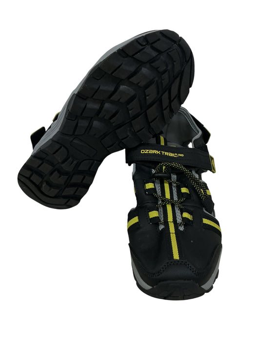 Tenis 8 (OZARK TRAIL)
