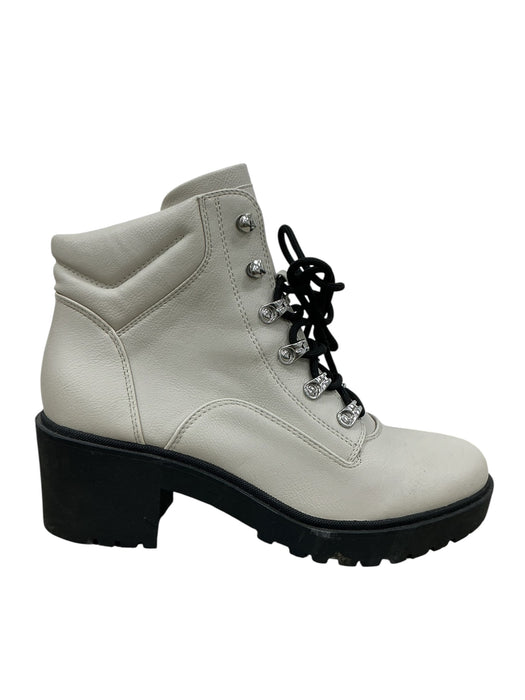 Bota 8.5 (INDIGO RD)