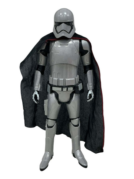 Capitan Phasma (STAR WARS)