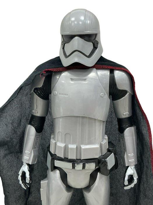 Capitan Phasma (STAR WARS)