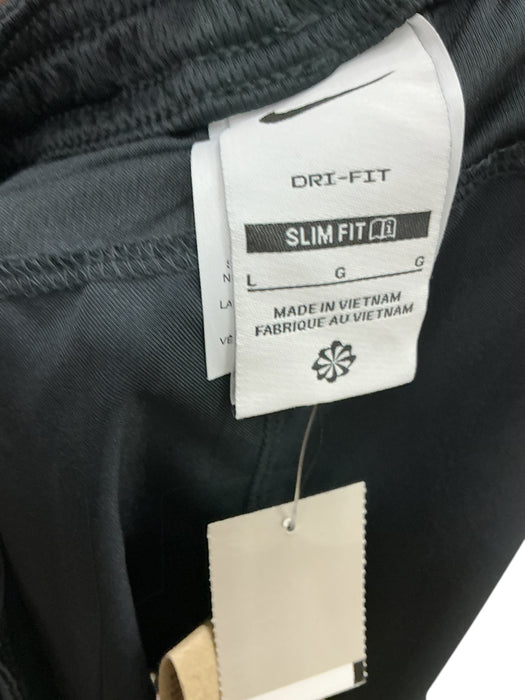 Short L (NIKE)